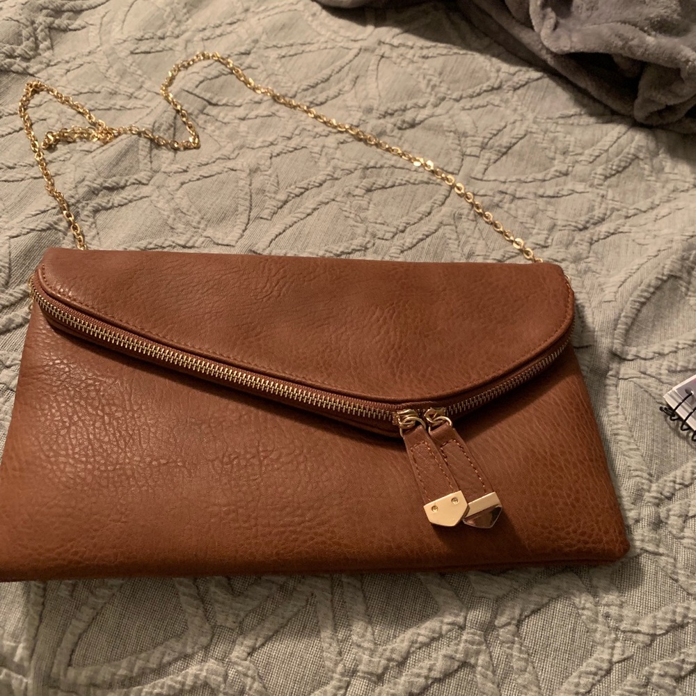 Vici dolls urban expression clutch w/ gold chain